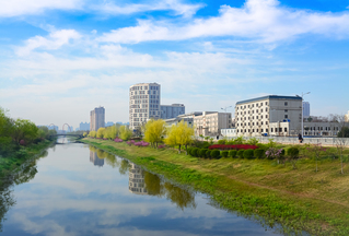 卫河夏景